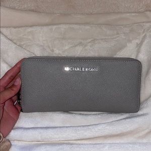Michel Kors large grey wallet